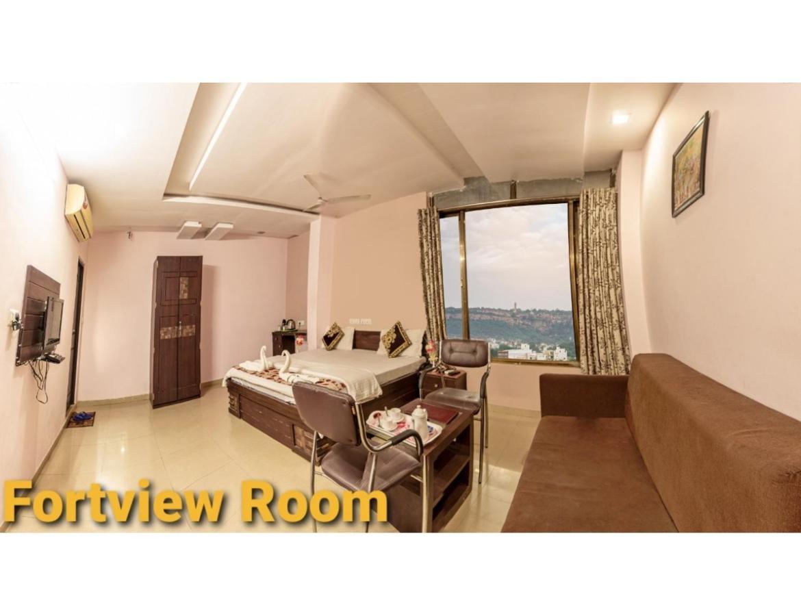 Hotel Shivam Fort View, Chittorgarh מראה חיצוני תמונה